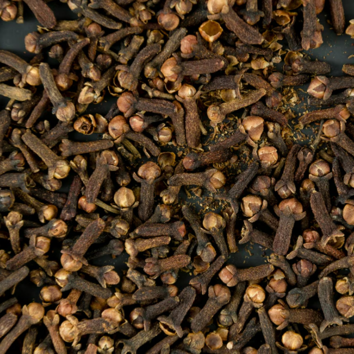 Clove (Laung)